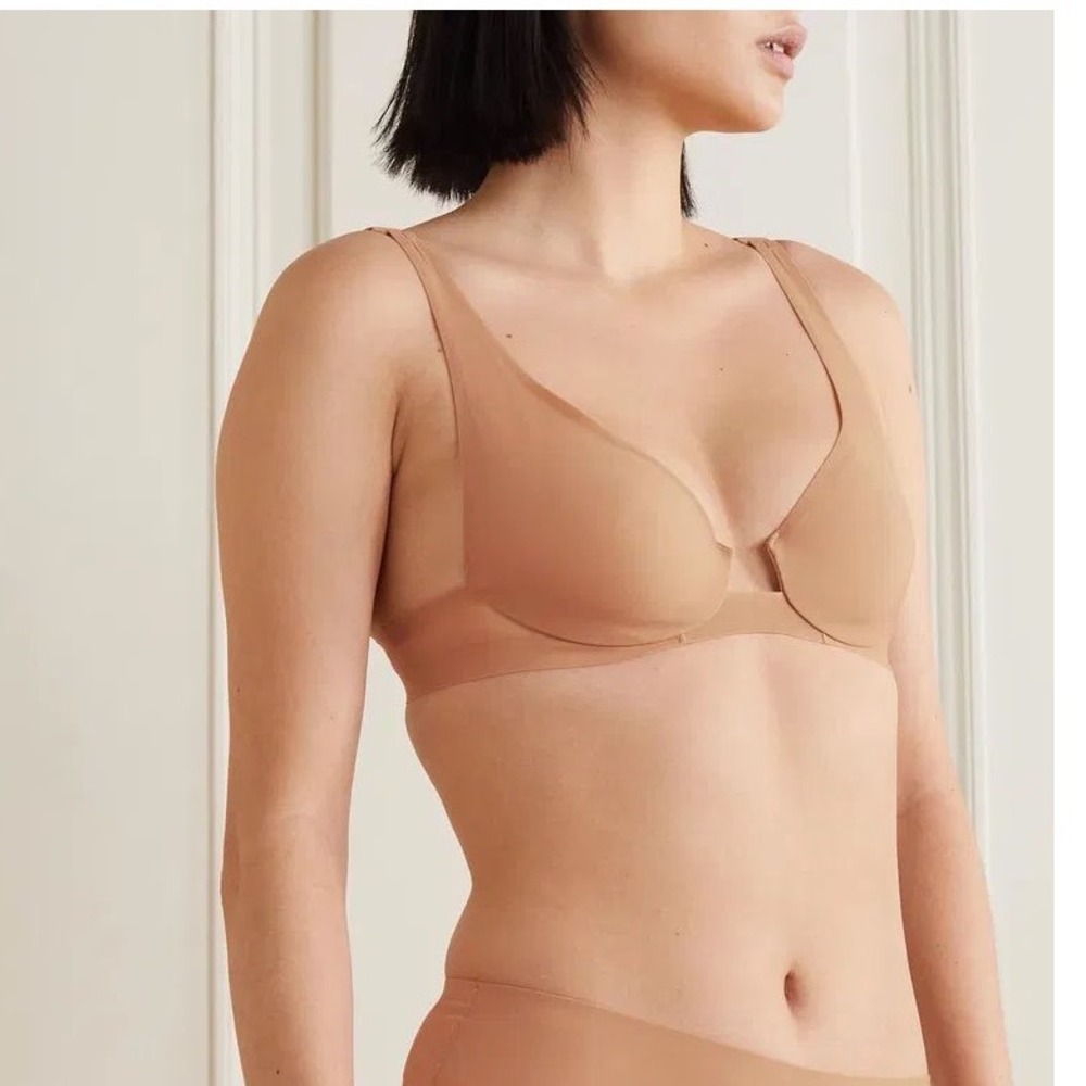 SKIMS Nude Underwire Plunge Bra